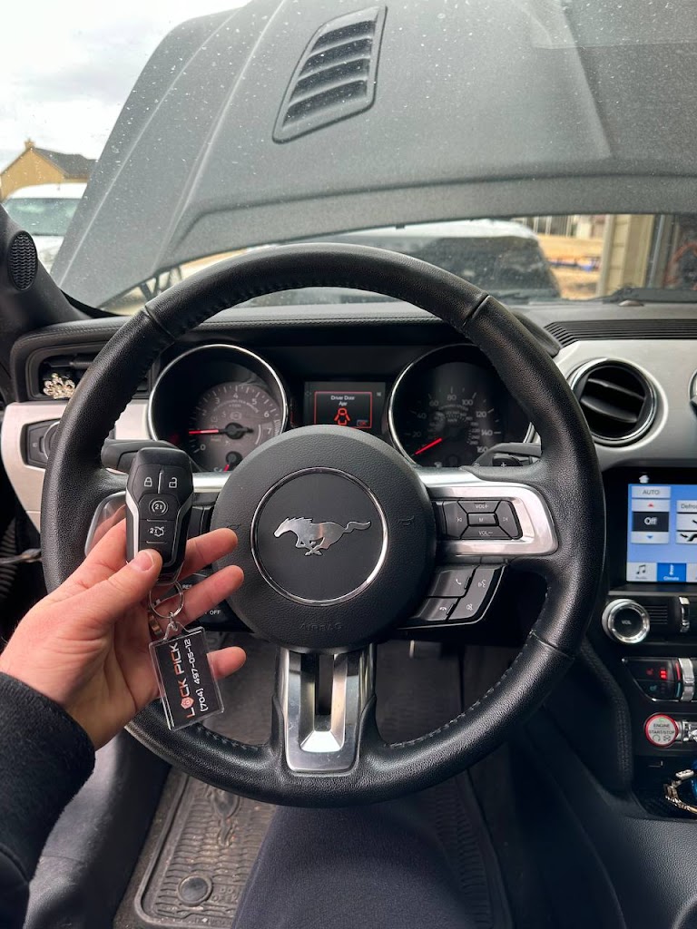 Lock Pick 24/7 Locksmith Service Automotive work photo